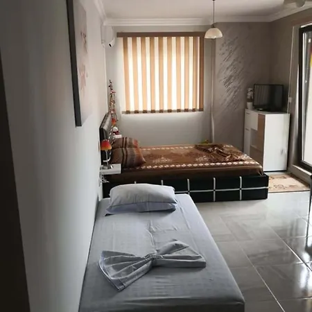 Apartament Emi